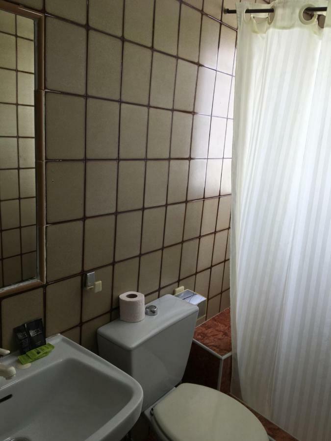 Single Room Private Bathroom
